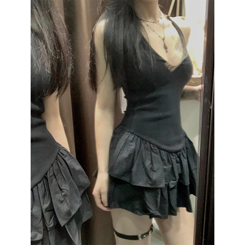 Y2K Backless Halter Mini Dress - MEXZT Y2K 黒ミニドレスの女性のファッションパーティーセクシーなフリルホルタードレス夏のギャル韓国 V ネック背中の開いたボディコン Vestidos