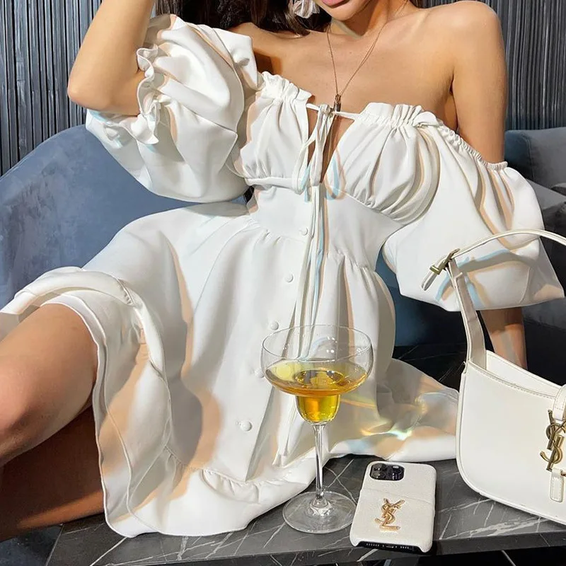 Off Shoulder Puff Sleeve Sundress - レディースオフショルダーミニドレス 夏用無地サンドレス 半袖 フリルボタン ホローアウト ベスティドス