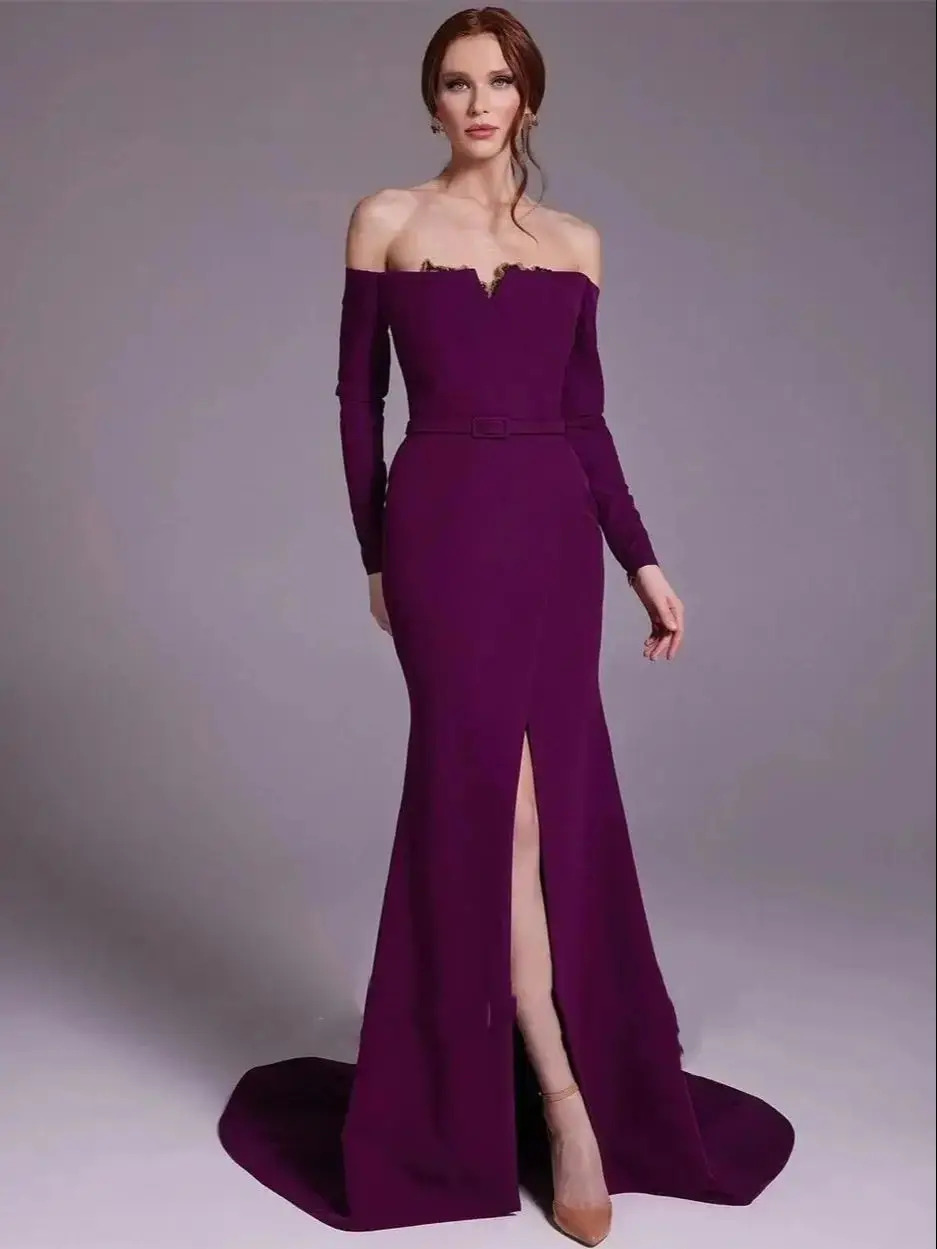 Elegant Satin Evening Gown Split - エレガントなサテンのイブニングドレス,裸の肩,ボートネック,サイドスリット,アラビックカクテルドレス