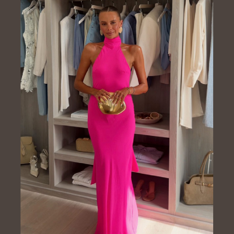 女性用ホルターネックサテンマキシドレス ノースリーブ オープ - Elegant Satin Evening Gown Split のレビューと価格