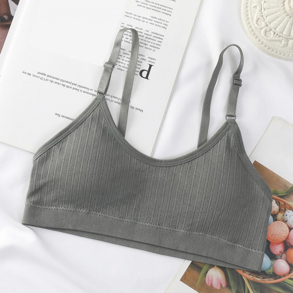 快適なスポーツブラ ワイヤレスパッド入りスポーツブラ リブ編 - Seamless Ribbed Workout Tank Top のレビューと価格