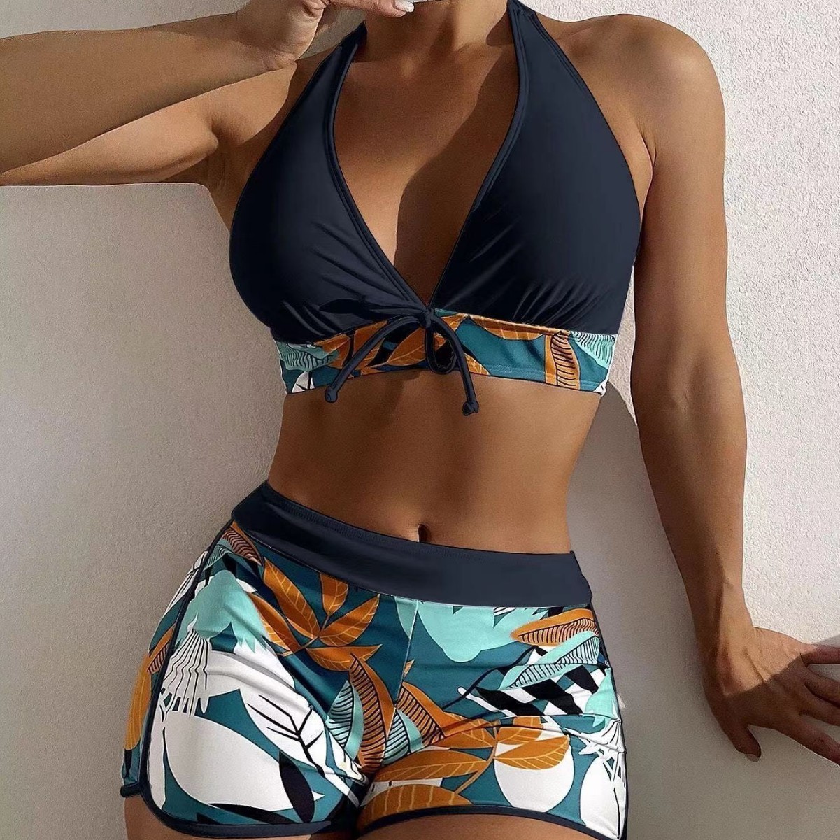 水着 女性用 ツーピース水着 ノースリーブ タンキニトップ  - Swimwear のレビューと価格